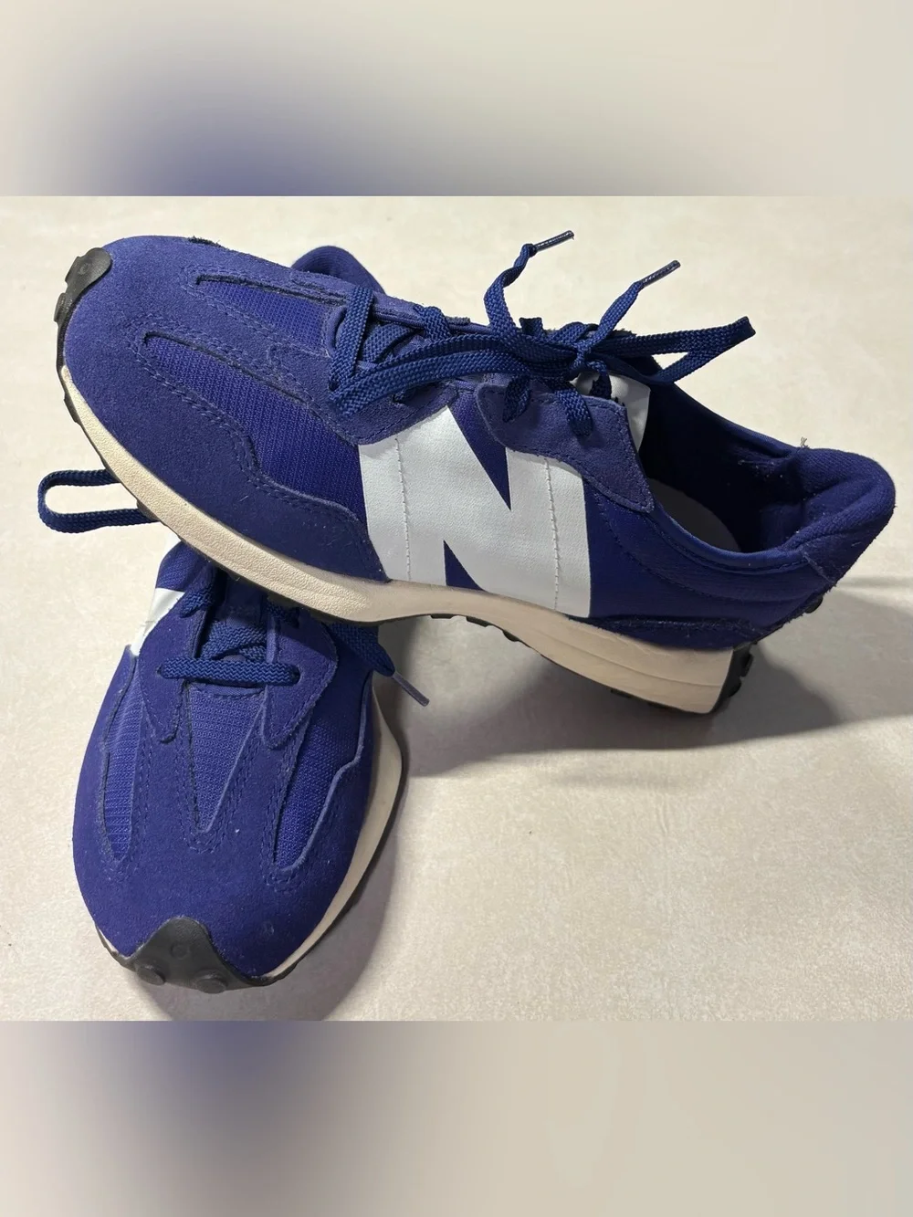 New Balance Men's Royal Blue and White Classic Sneakers